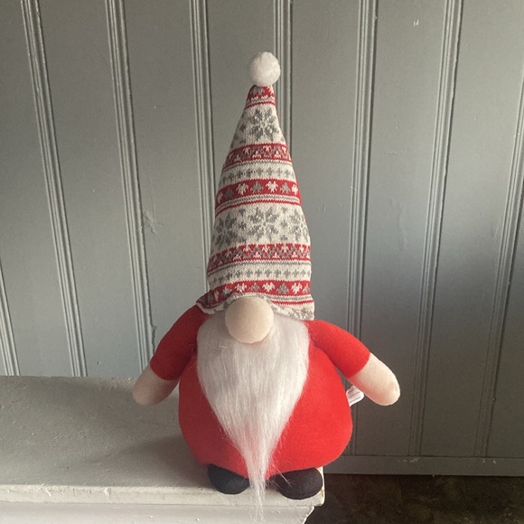 NWT- 16” Adorable Red- White, Red & Gray ❄️ Hat- Holiday Gnome Decoration - Picture 11 of 16
